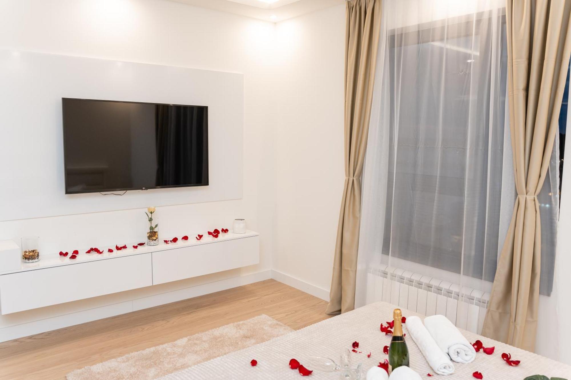 Apartament Sinfonia Lux Belgrad Zewnętrze zdjęcie
