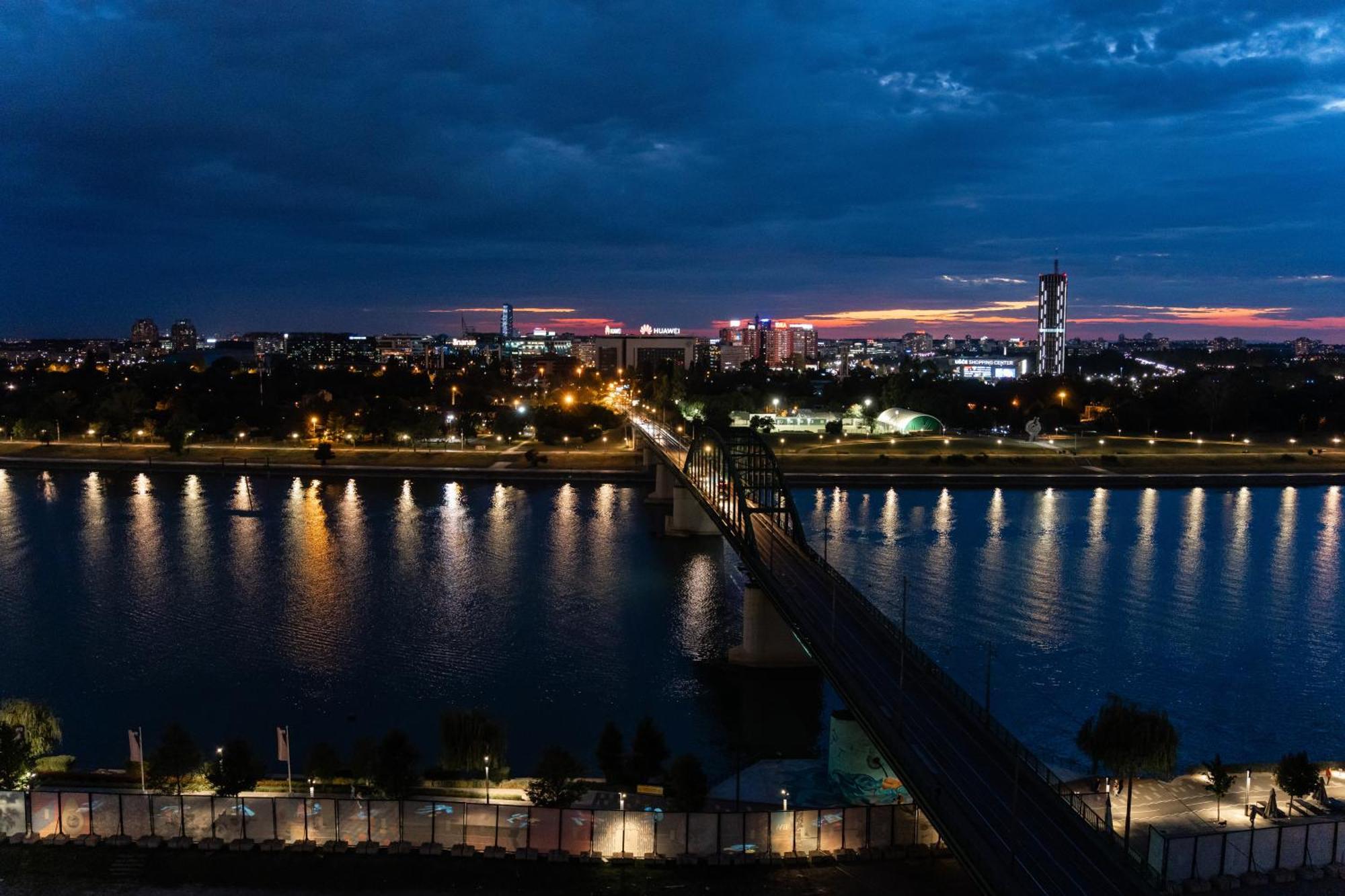 Apartament Sinfonia Lux Belgrad Zewnętrze zdjęcie
